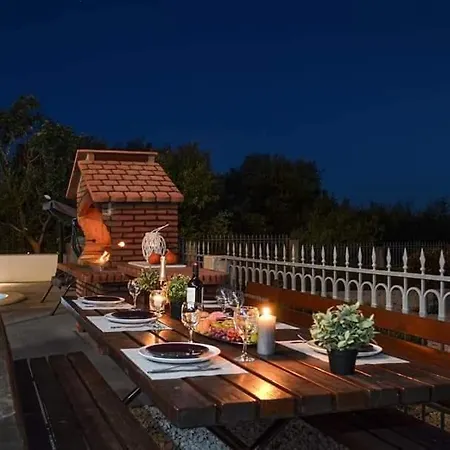 Spacious For 20 With Heated Pool And Stunning Views Lejlighed