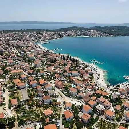 Spacious For 20 With Heated Pool And Stunning Views Traù