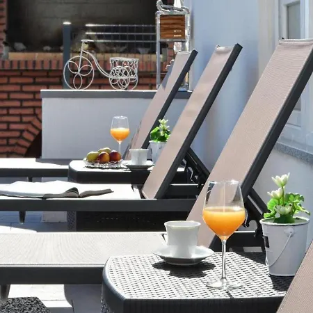 Spacious For 20 With Heated Pool And Stunning Views Lejlighed Trogir